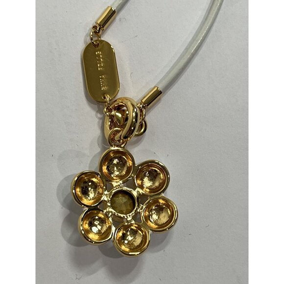 Emma Pills Daisy Flower Pendant Necklace in White/Gold - Picture 3 of 3